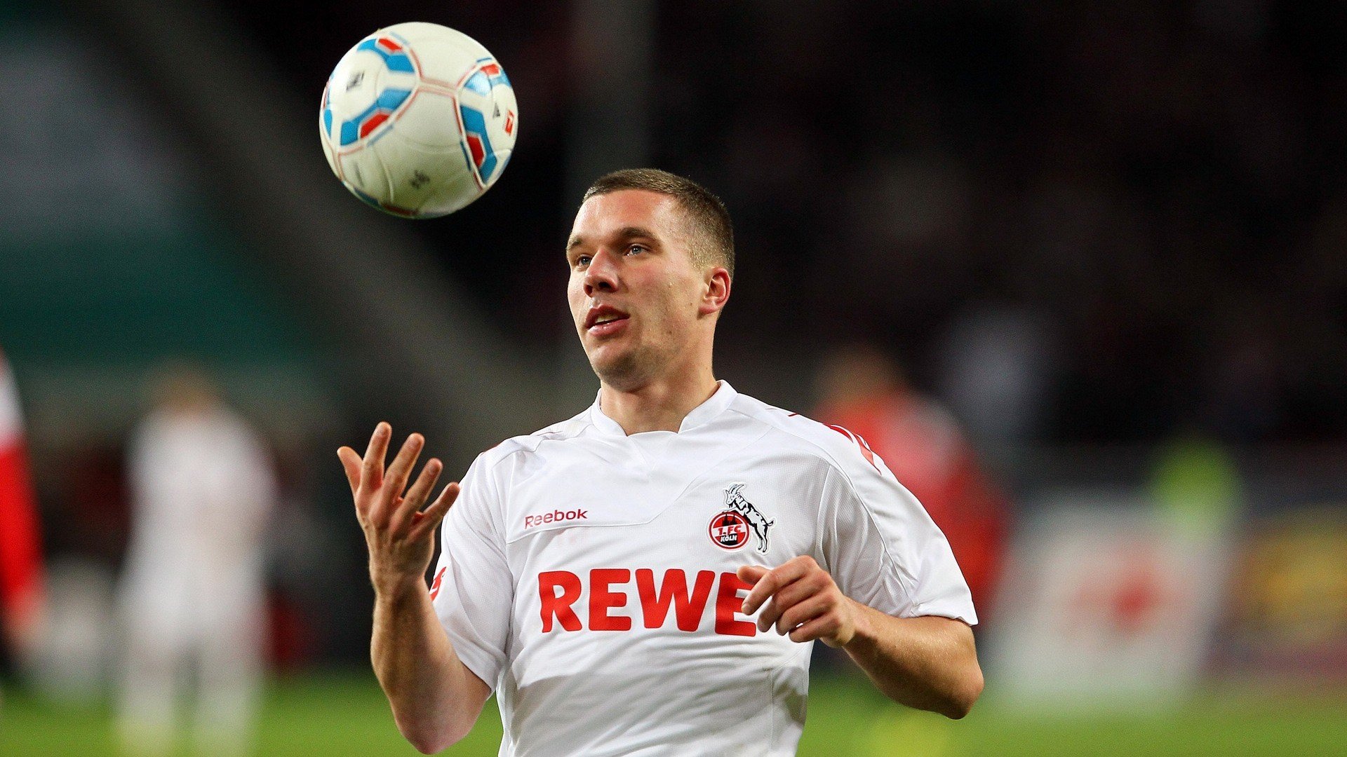 欧冠八强次回合：拜仁2比1皇马 “翻盘只差一球”沦为慨叹